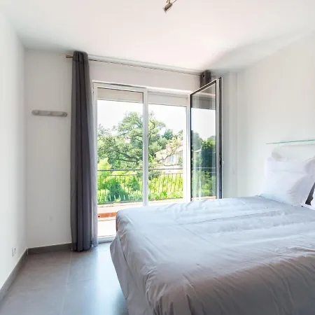 Les Nanous By Interhome * Saint-Raphaël