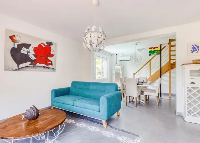 Сasa de vacaciones Les Nanous By Interhome Saint-Raphaël